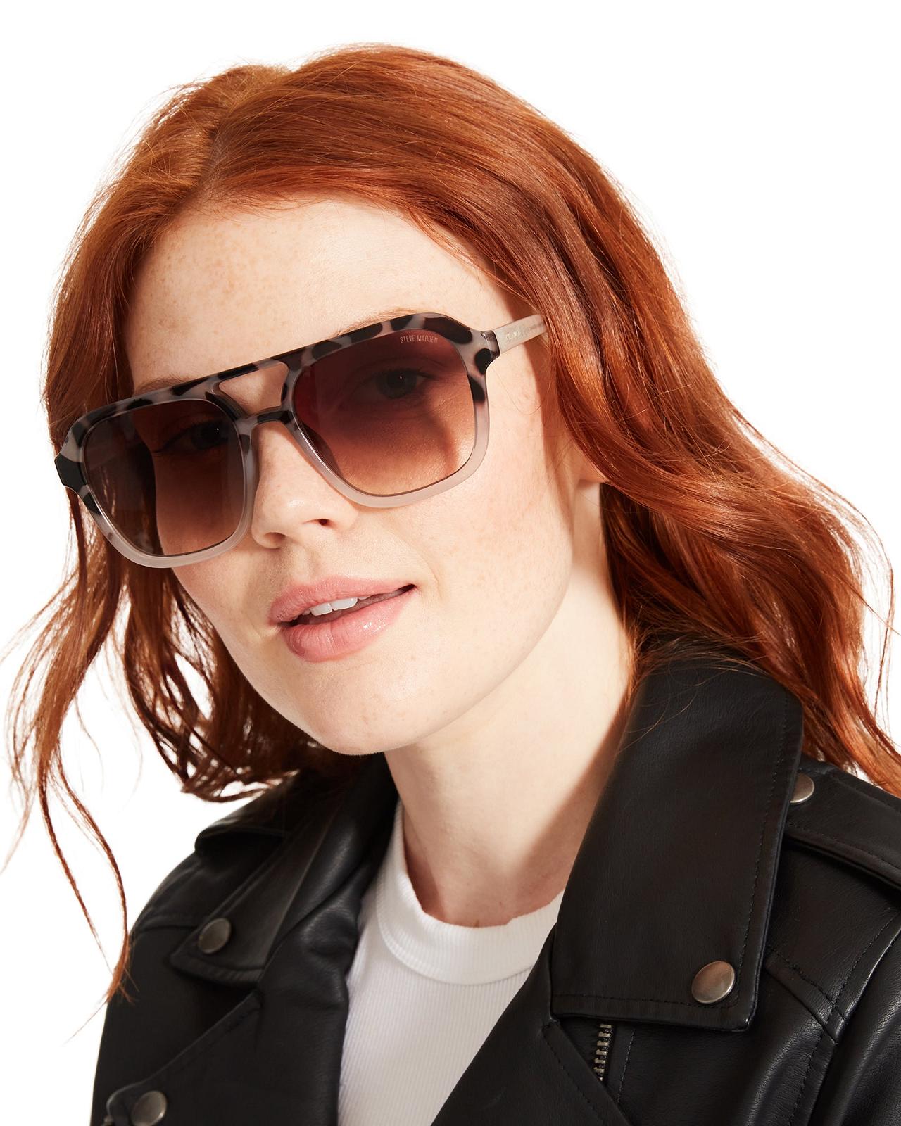 Steve Madden JACE SUNGLASSES Női Napszemüveg Bézs | 250LKSYWF