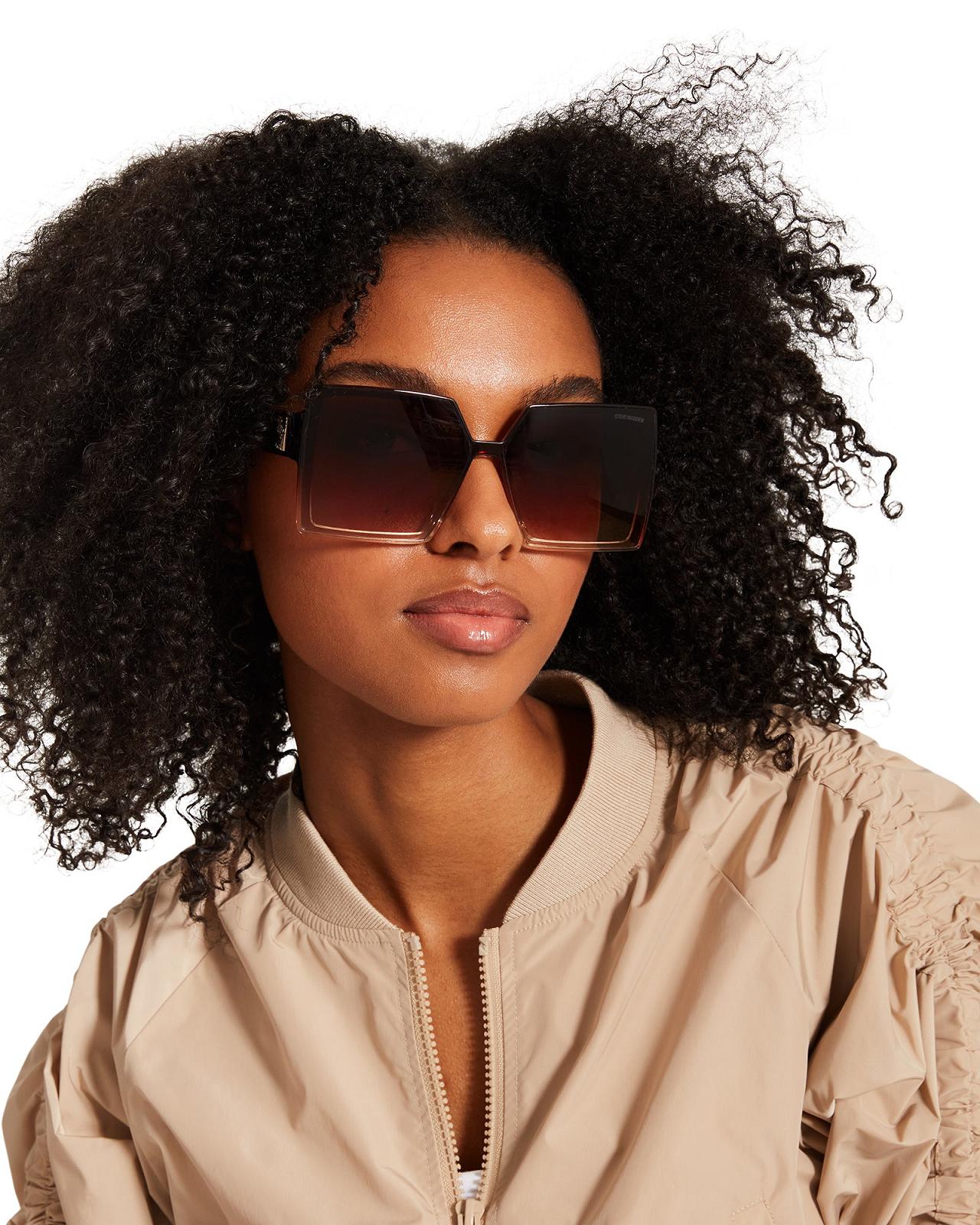 Steve Madden DEJA SUNGLASSES Női Napszemüveg Barna | 379FEGMAY